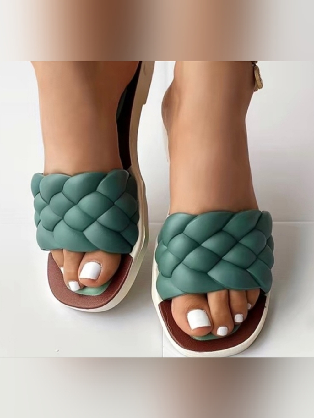 Passion of Essence Sage Green Braided Woven Slide Sandals NWOT Size 38 EU (7 US)
